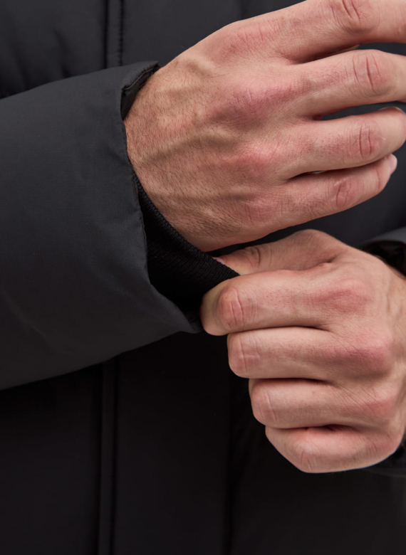 Мужской черный пуховик больших размеров