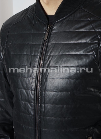 Куртка бомбер из эко кожи