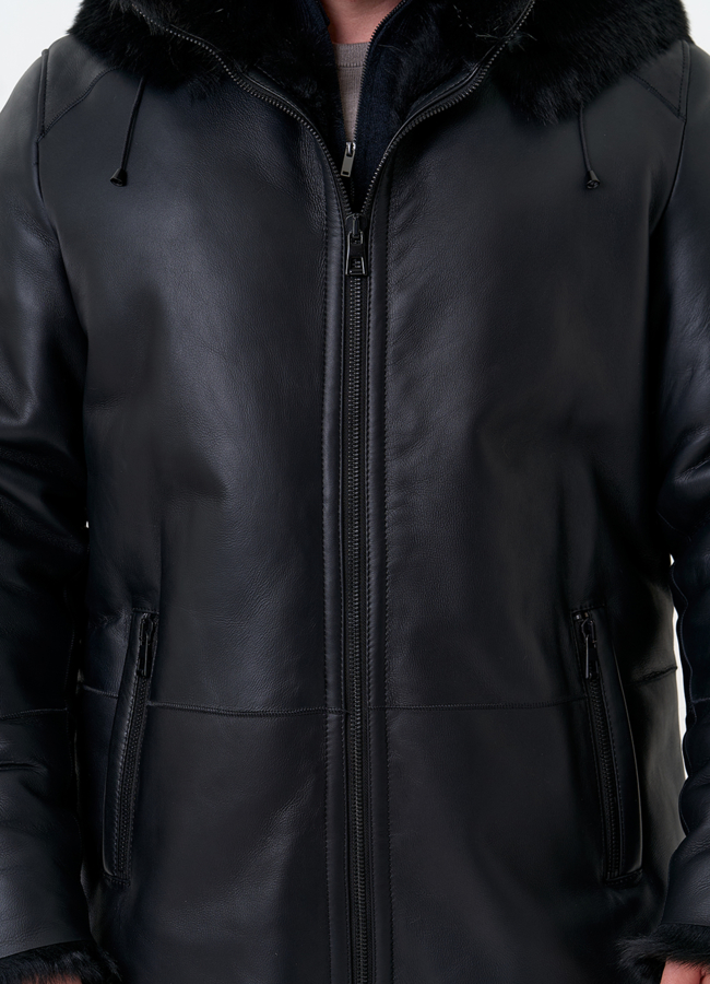 Мужская дубленка черного цвета с капюшоном модель № 31792 универмаг малина