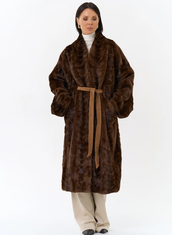 Шуба из меха норки с поясом фото