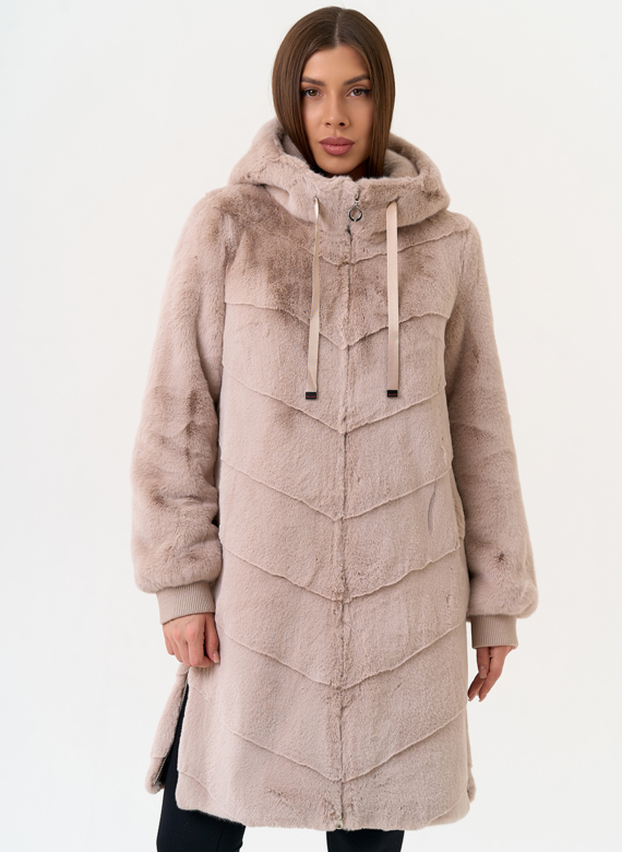 Женская шуба из эко меха с капюшоном