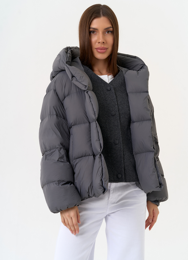 Короткий пуховик с трикотажной манишкой модель № 31539 универмаг малина