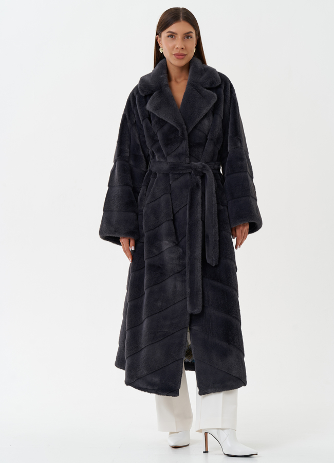 Длинное пальто из эко меха серого цвета модель № 28454 меха малина