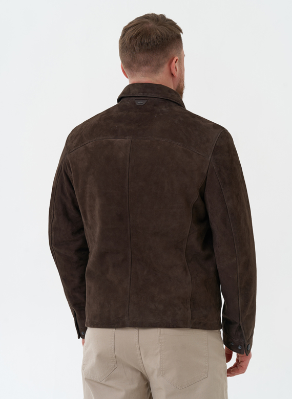 Мужская куртка из натуральной замши коричневого цвета