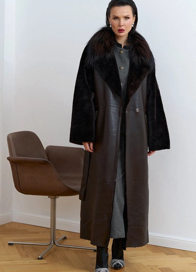 Женская натуральная дубленка с воротником из меха лисы модель № 31609 меха малина