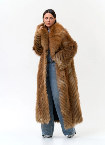 Длинная шуба из рыжей лисы фото