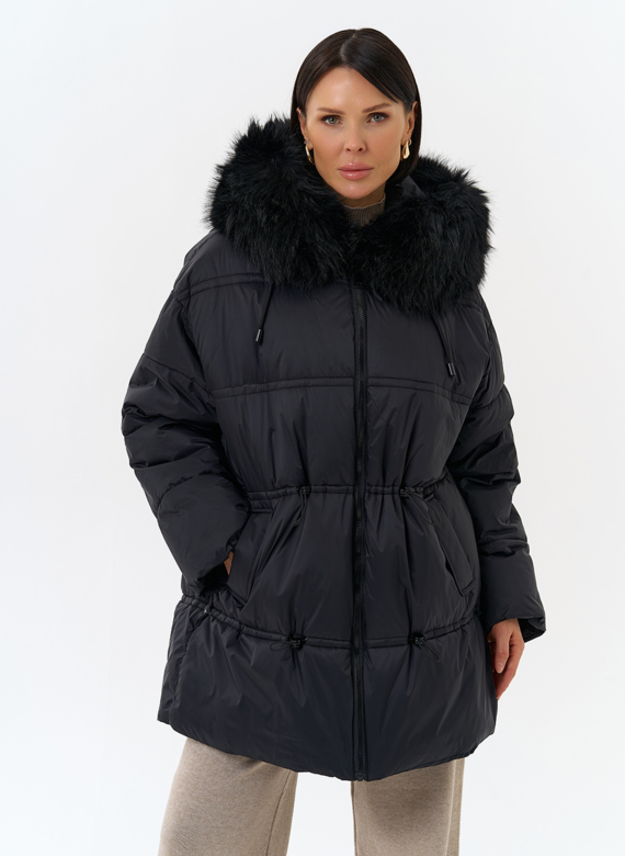 Женский пуховик с отделкой из искусственного меха