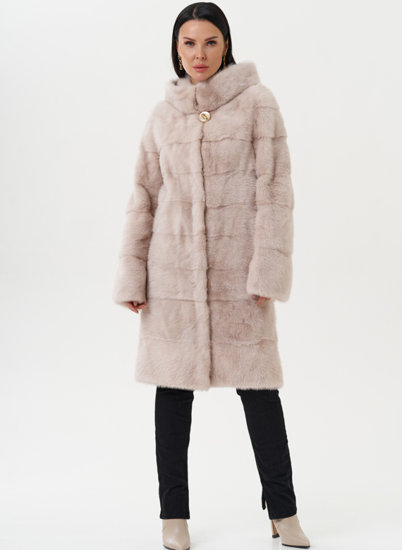 Светлая норковая шуба с капюшоном